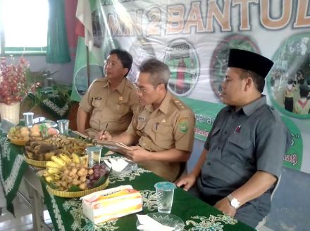 KUNJUNGAN WAKIL BUPATI BANTUL KE SD MIN 2 BANTUL, KEBONAGUNG, IMOGIRI DALAM MELAKSANAKAN UAN TAHUN 2